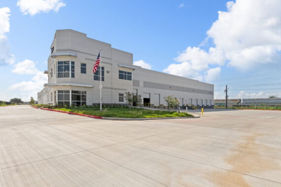 Exterior view of Kair Harbor Express Distribution Facility in Baytown, TX